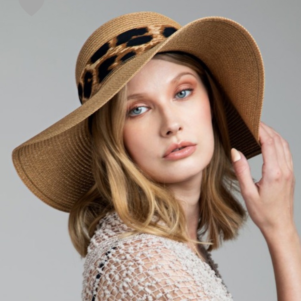 NWT LEOPARD PRINT FLOPPY HAT - Picture 4 of 7